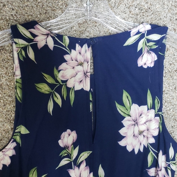 Nine Britton | Mona | Knit Floral Jumpsuit - Picture 5 of 5